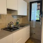 Lallas With Garden And View Apartment