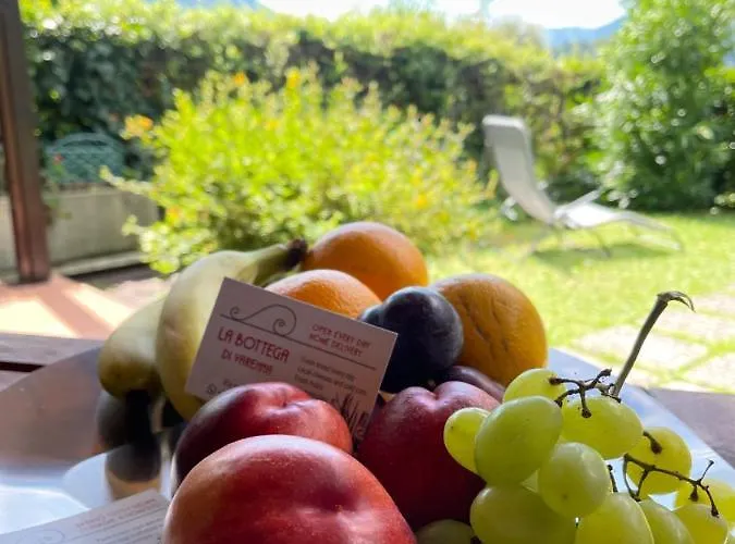 Lägenhet Lallas With Garden And View