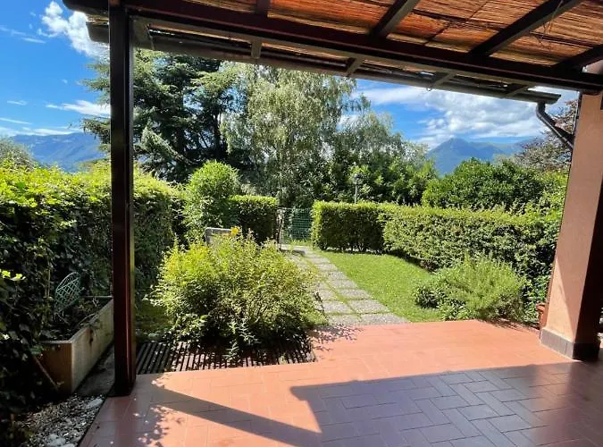 Lägenhet Lallas With Garden And View Varenna