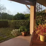 Apartment Lallas With Garden And View
