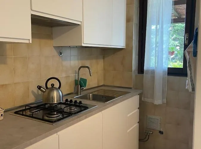 Lallas With Garden And View Apartman