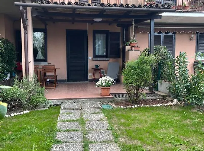 Lallas With Garden And View Apartman Varenna