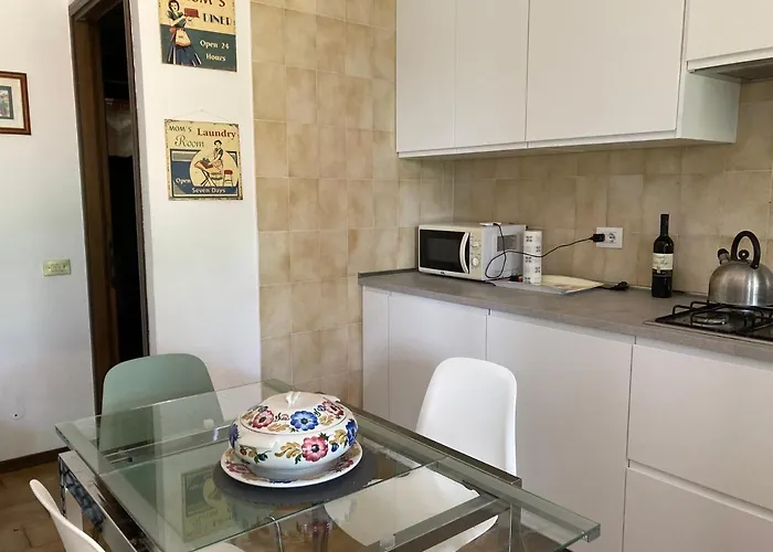 Lallas With Garden And View Apartman *