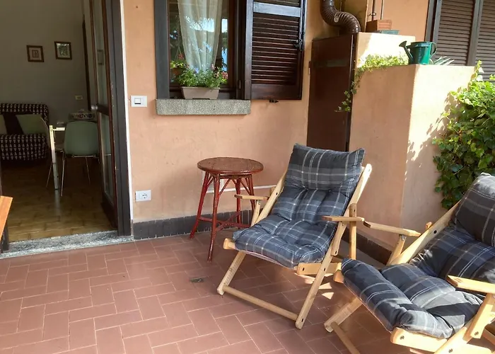 Apartman Lallas With Garden And View